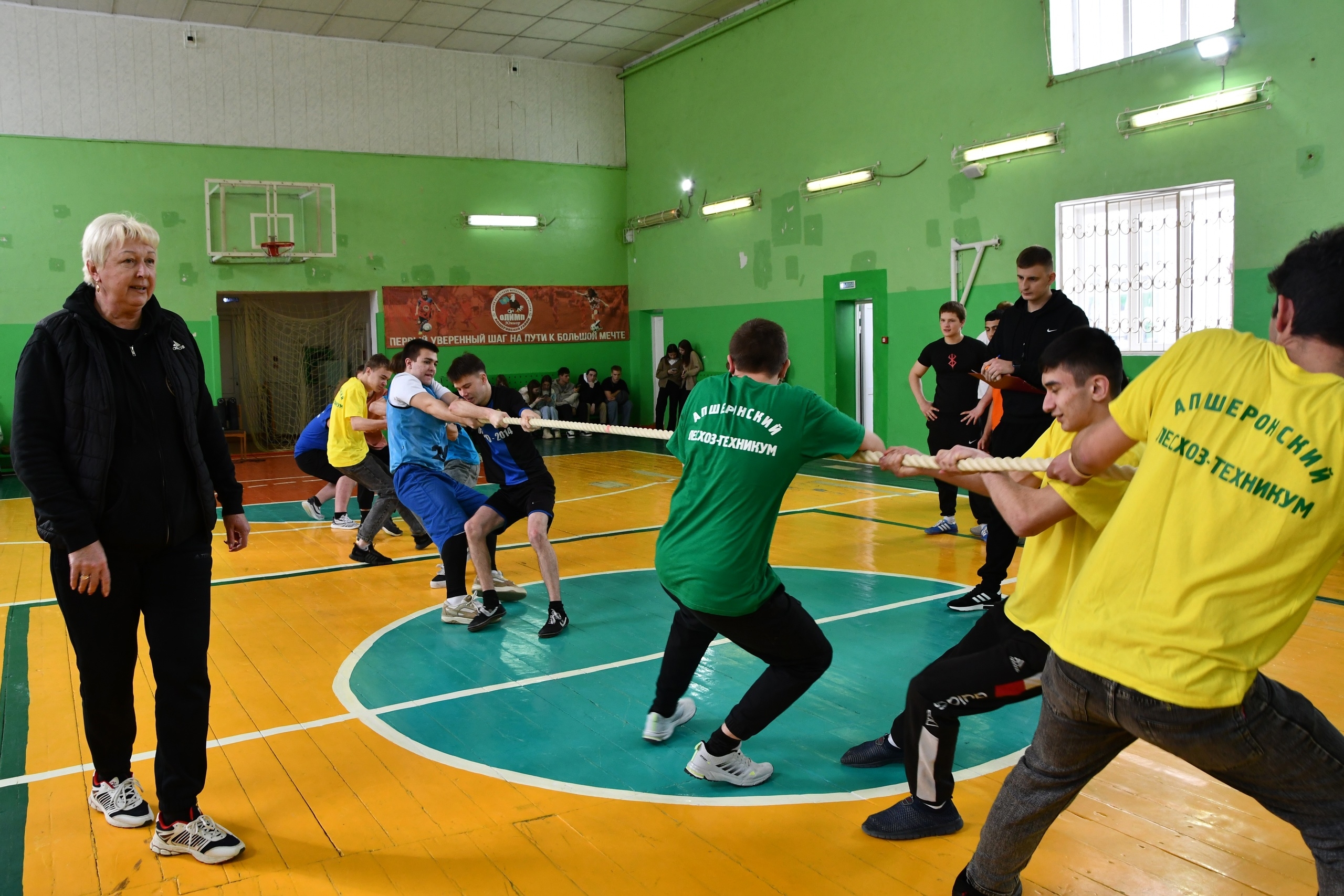 Военно-спортивная игра "Армейский рубеж" Военно-спортивная игра "Армейский рубеж"
