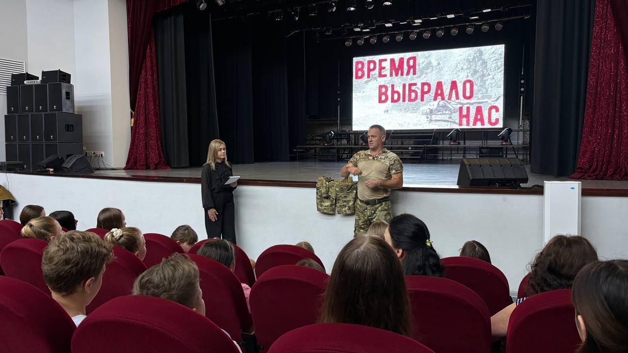 Диалоги с героями Диалоги с героями