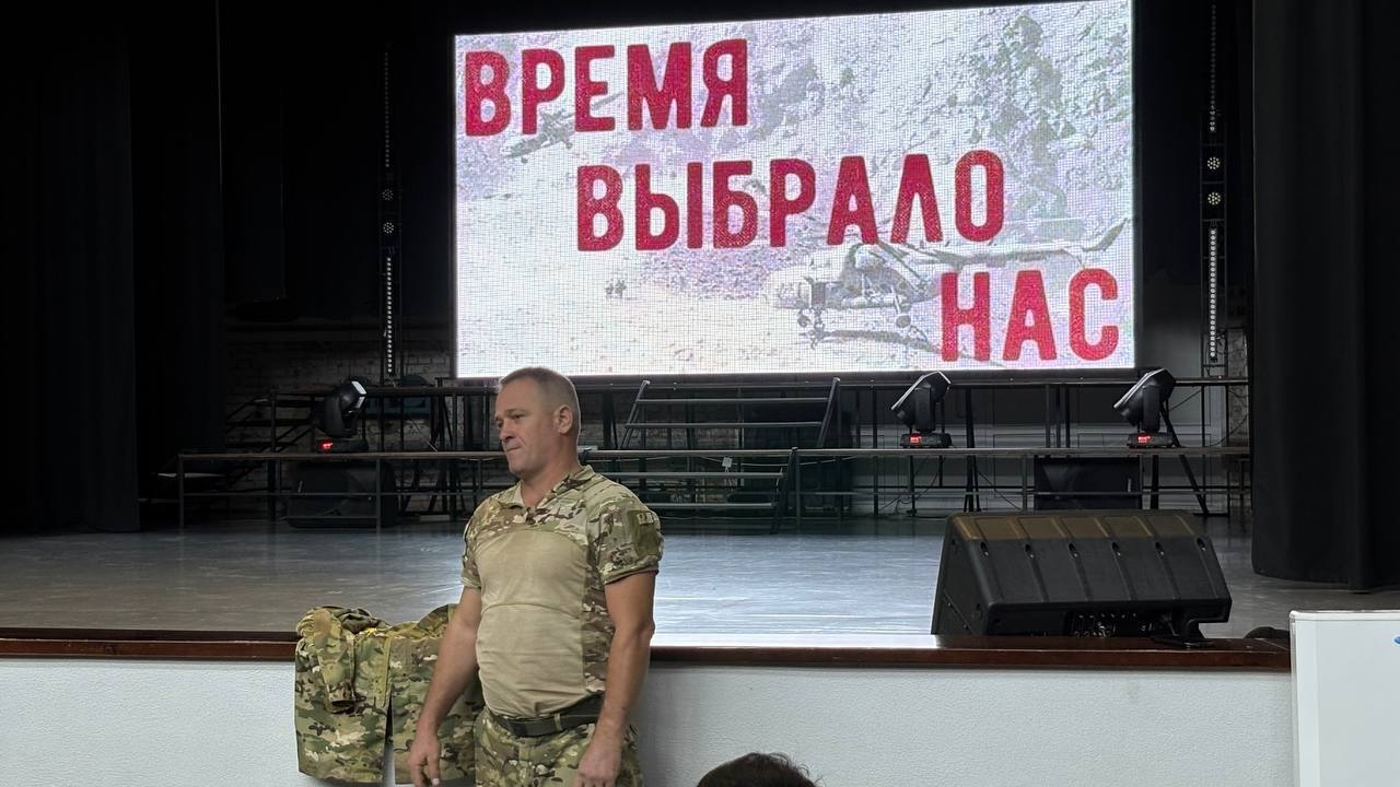 Диалоги с героями Диалоги с героями