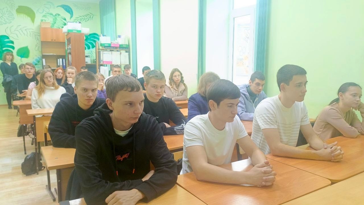 Классный час "Связь времен: Донбасс и Новороссия " Классный час "Связь времен: Донбасс и Новороссия "