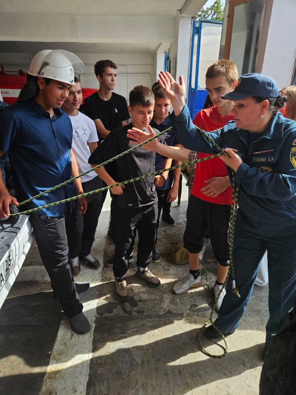 Профэкспедиция в профессию "Пожарный" Профэкспедиция в профессию "Пожарный"