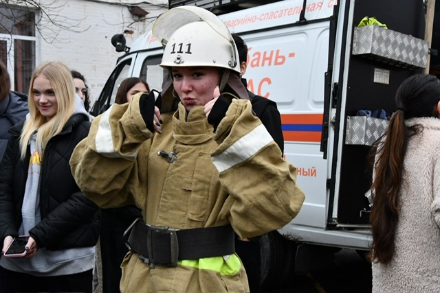 Профэкспедиция в профессию "Спасатель" Профэкспедиция в профессию "Спасатель"