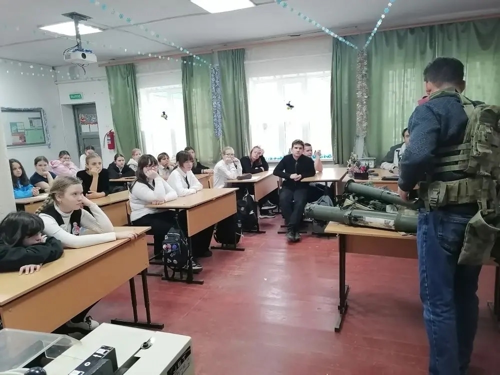 Диалоги с героями Диалоги с героями