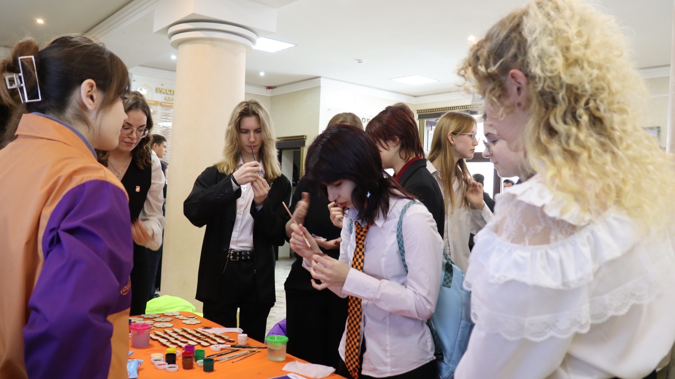 Работа тематической площадки "Добро.ру" Работа тематической площадки "Добро.ру"