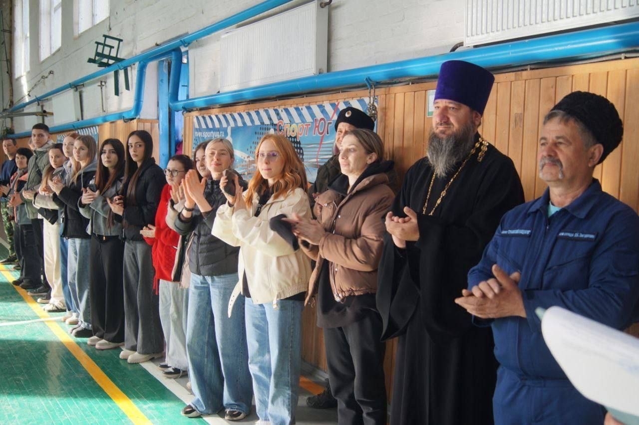 Проведении ежегодных районных открытых военно-спортивно-туристских соревнований среди молодежных команд «Игра всерьез!» Проведении ежегодных районных открытых военно-спортивно-туристских соревнований среди молодежных команд «Игра всерьез!»