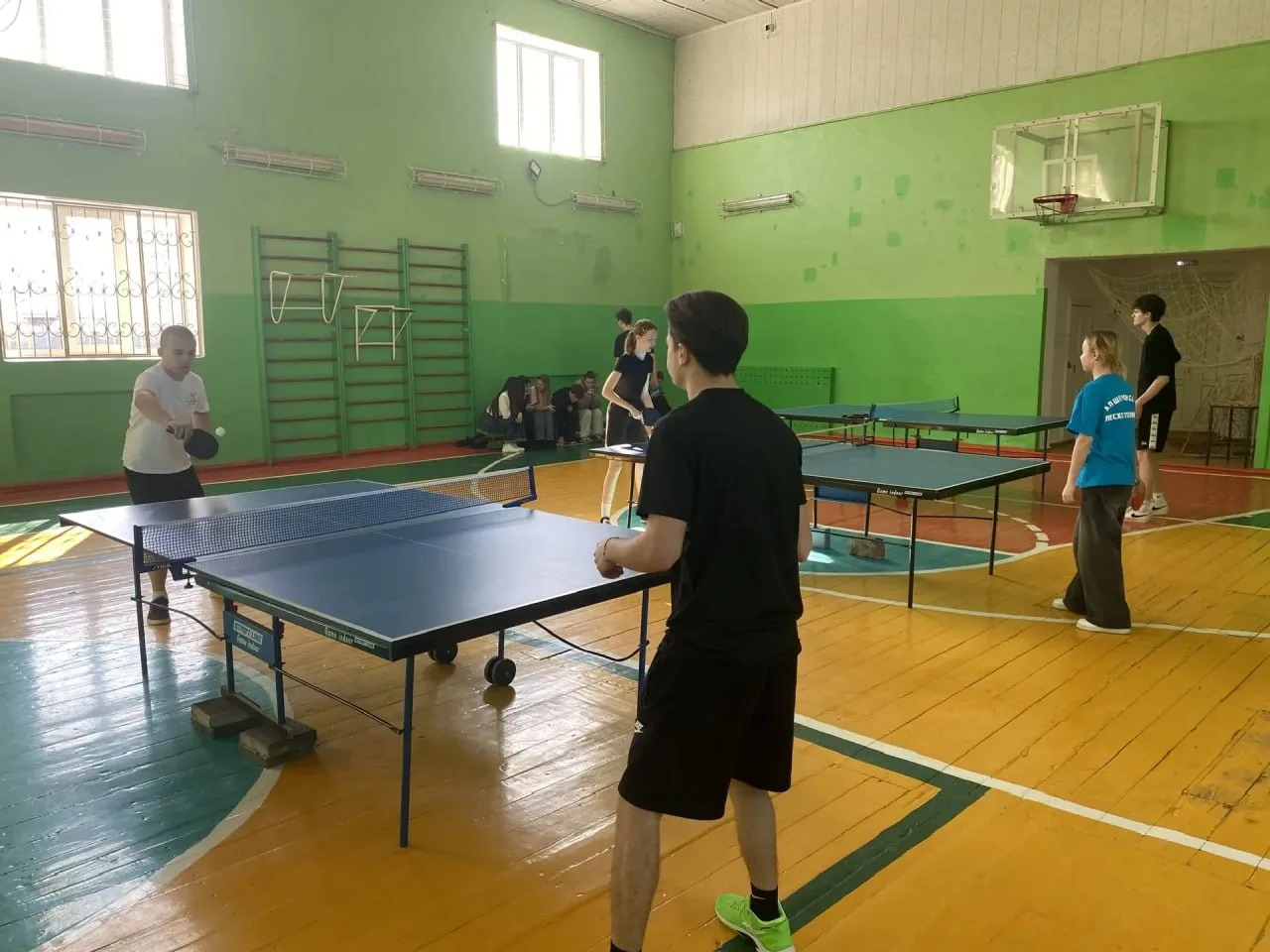 Турнир по настольному теннису: спортивный азарт и новые победы! Турнир по настольному теннису: спортивный азарт и новые победы!