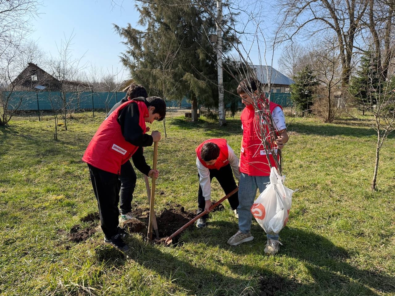 Акция "Зеленый шаг Первых" Акция "Зеленый шаг Первых"