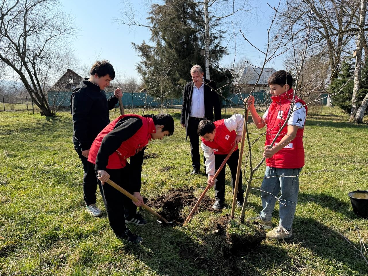 Акция "Зеленый шаг Первых" Акция "Зеленый шаг Первых"