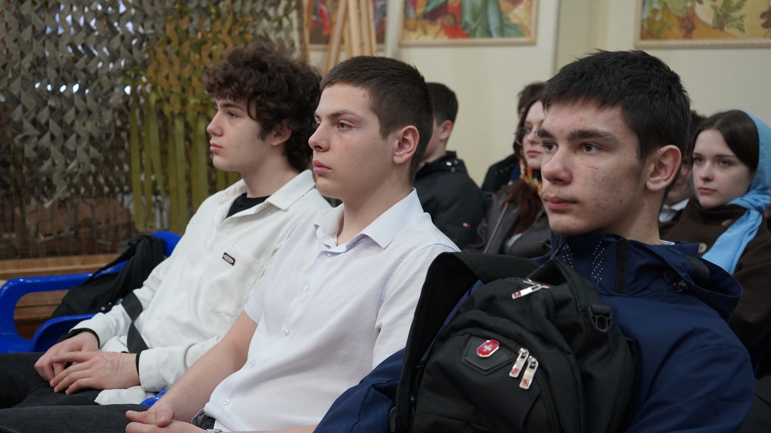 Экскурсия в Свято‑Покровский храм на тему «Христианство как ведущая мировая религия. Христианство на Руси» Экскурсия в Свято‑Покровский храм на тему «Христианство как ведущая мировая религия. Христианство на Руси»