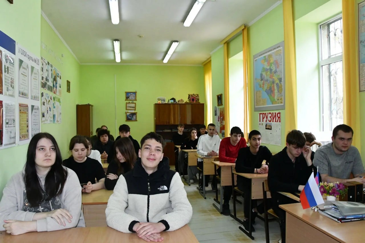 UversitySkateboards25